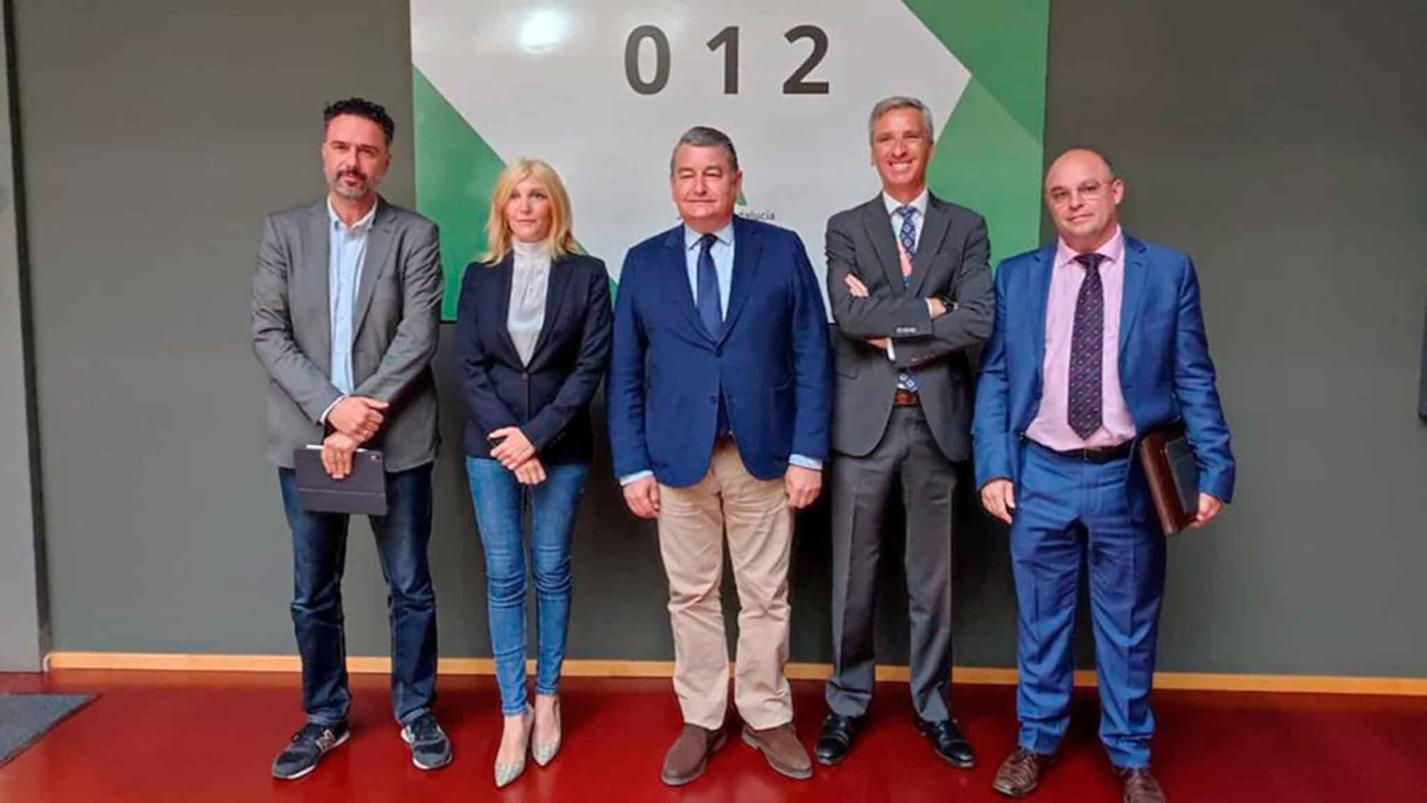 012: El nuevo teléfono para la atención ciudadana en Andalucía