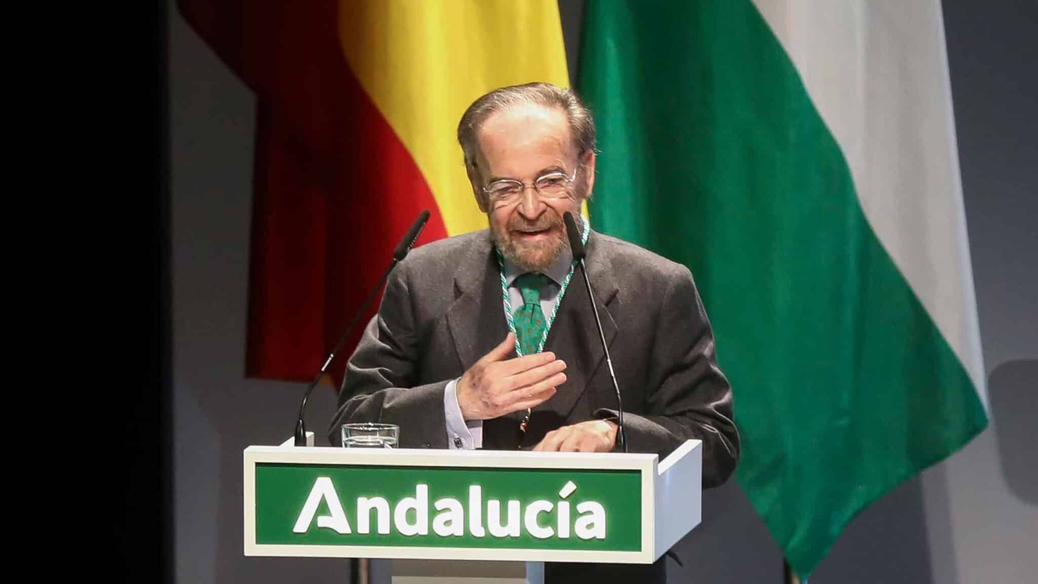 Muere el escritor y periodista Antonio Burgos a los 80 años enandaluz.es