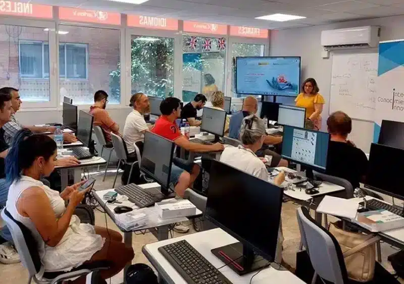 Cursos gratuitos de formación de empleo de la Junta de Andalucía. - JUNTA DE ANDALUCÍA