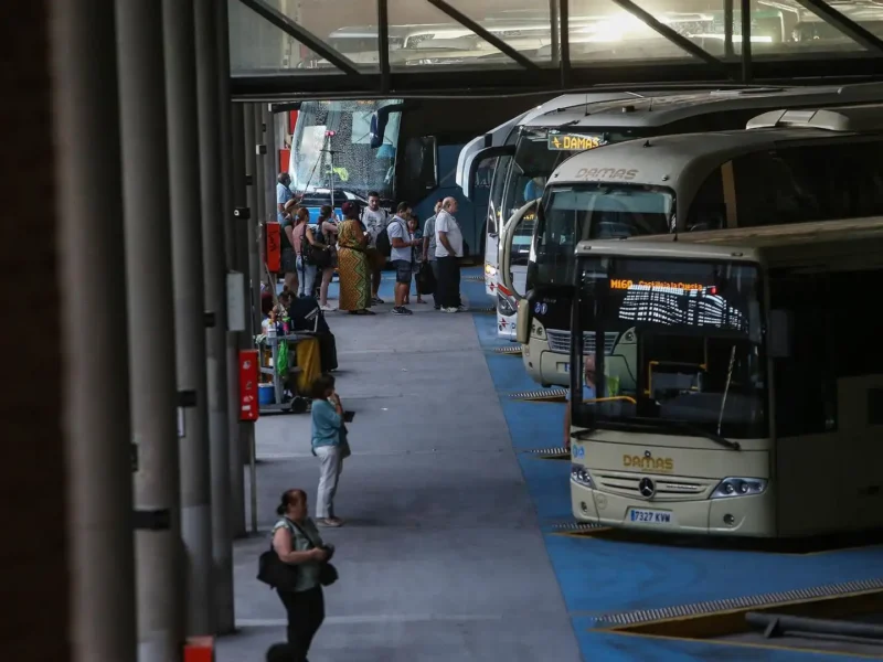 Archivo - Estación de autobuses de Plaza de Armas en Sevilla. - JUNTA DE ANDALUCÍA - Archivo