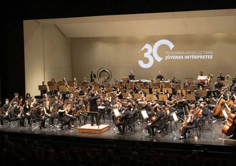 Orquesta Joven de Andalucía. - Lolo Vasco