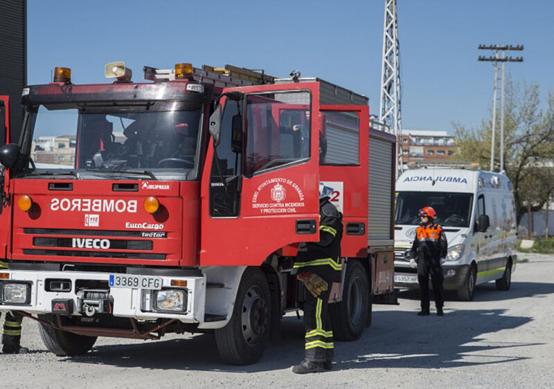 Camión de Bomberos de Granada. - EMA 112