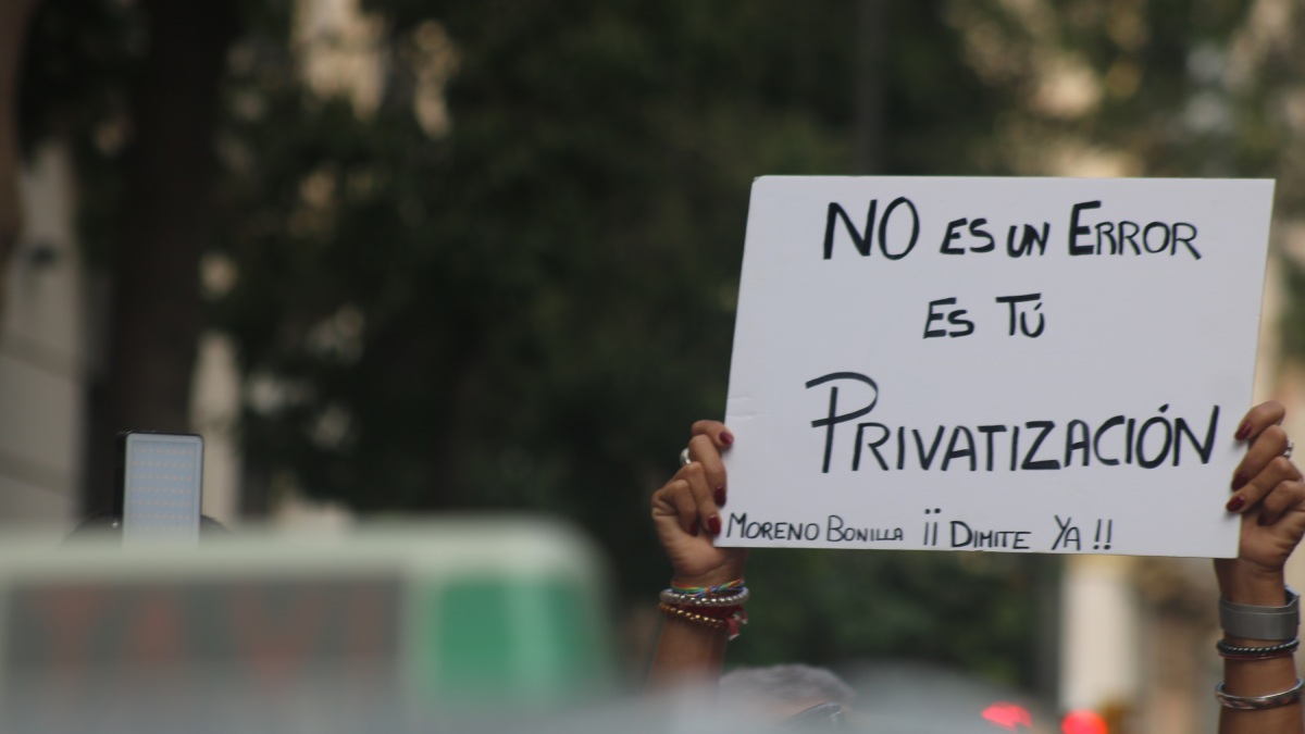 Concentración en Málaga por la crisis de los cribados de cáncer de mama