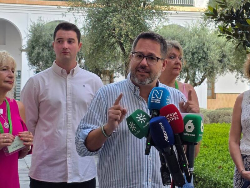Adelante avisa a PP y Vox: el trato a los pacientes con cáncer será «el tema de la legislatura».